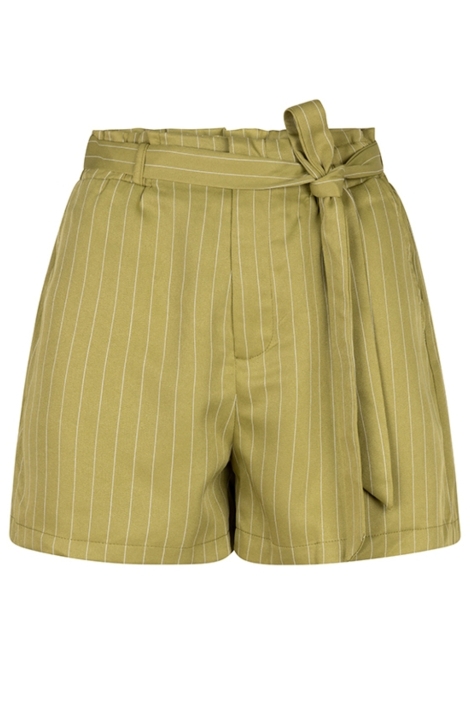 Lofty Manner short giovanna
